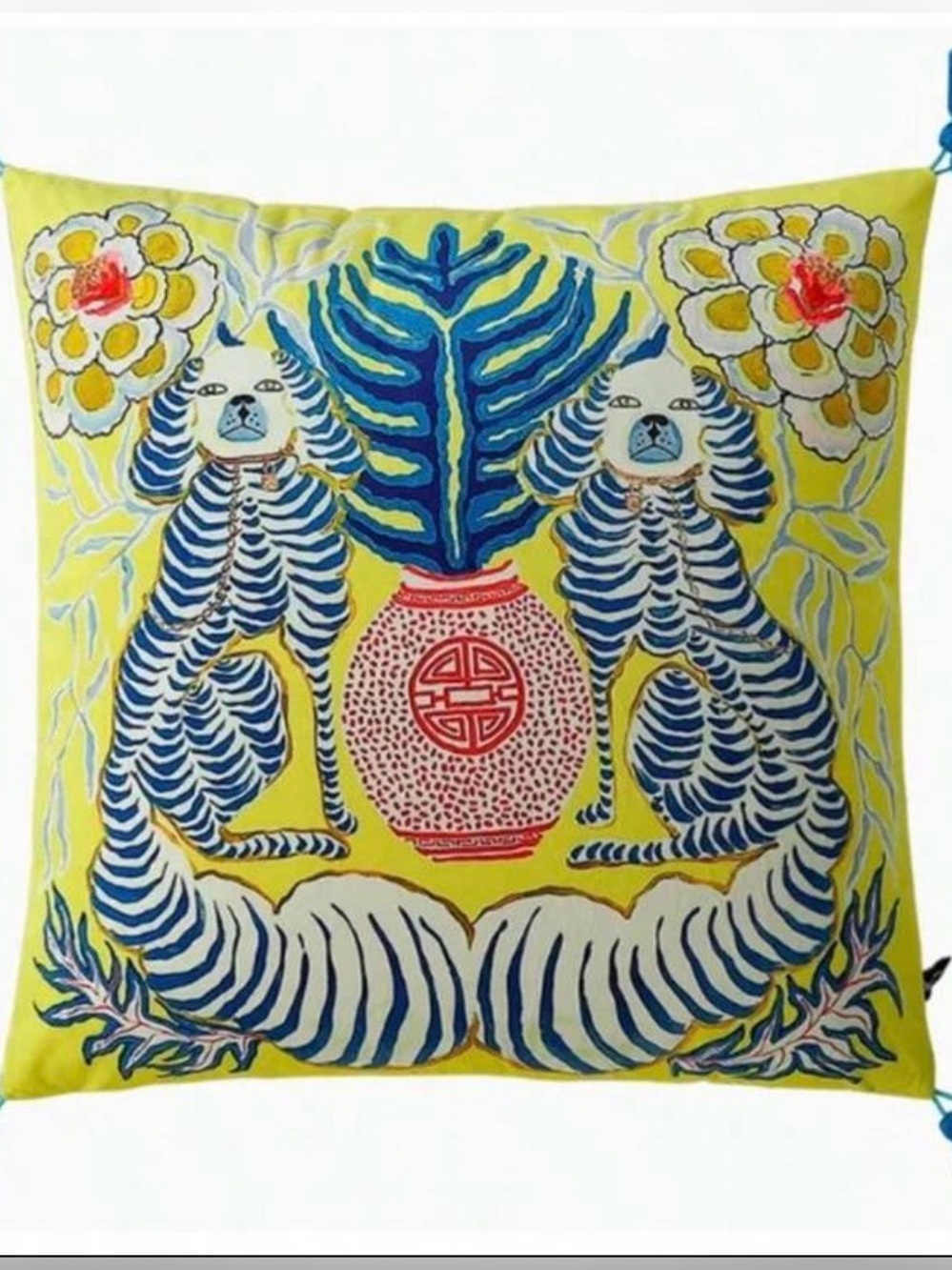 Chinoiserie Staffers On Lemon Cushion Cover Velvet Eye CosyThrow Pillow Case 18”